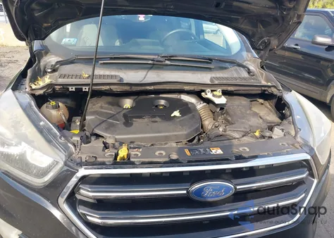 2017 Ford Escape Se z USA, uszkodzony, nr VIN 1FMCU9G93HUA87239